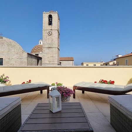La Casa Del Pittore Olbia Eksteriør billede