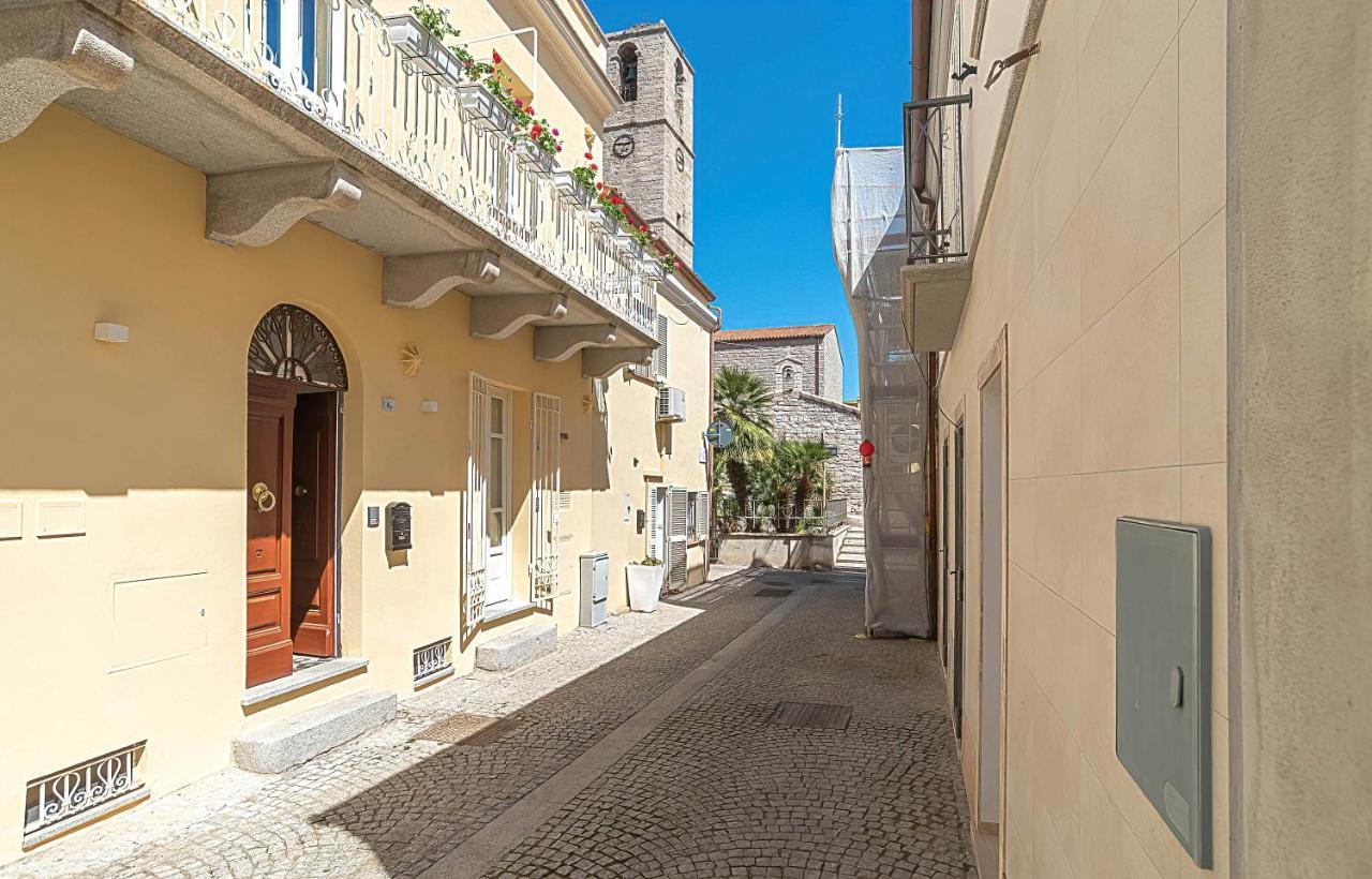 La Casa Del Pittore Olbia Eksteriør billede