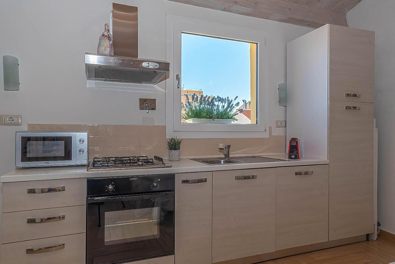 La Casa Del Pittore Olbia Eksteriør billede